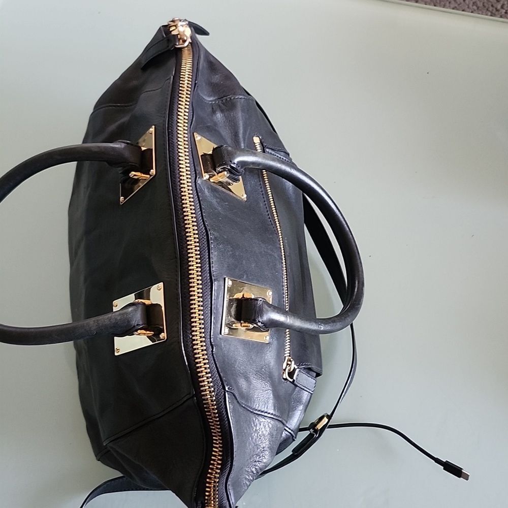 Henri Bendel The Whitney Elegant Iconic Leather Satchel Y2K Sophisticated Bag - Picture 4 of 12